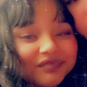 Meet your Posher, Natiya